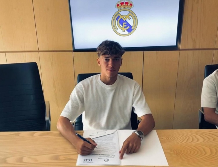 ewc电竞世界杯-记者：皇马满意18岁中场皮塔奇训练表现，球员预计入选首轮名单